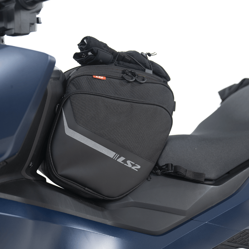 BOLSA-LS2-TUNEL-FREEDOM-NEGRO-MOTO-PIERNAS-MOTOSPBONILLO.ES